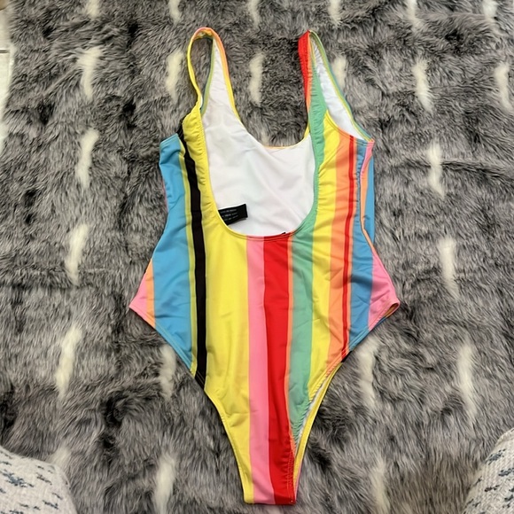 Zara stripped multicolored low back one piece swimsuit bathing suit 🩱 sz small s - Picture 4 of 8